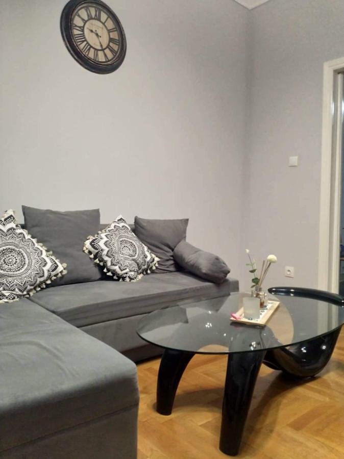 A Convenient Apartment In The Heart Of Афины Экстерьер фото