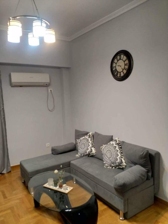 A Convenient Apartment In The Heart Of Афины Экстерьер фото
